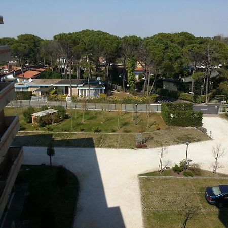 Adorable Flat For 6 Guests Next To Bibione Pineda Apartment ภายนอก รูปภาพ