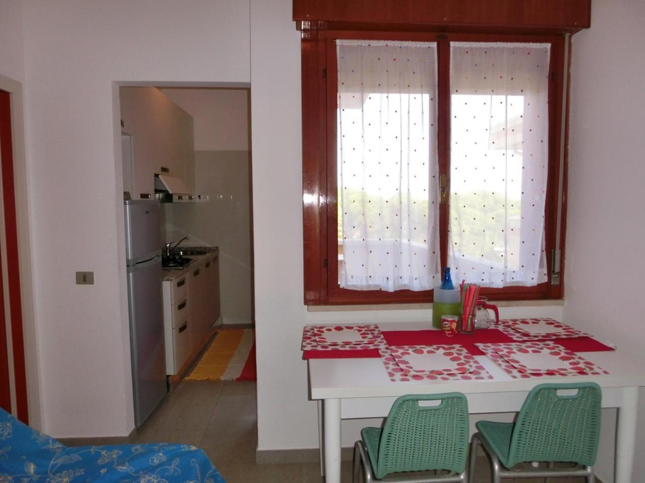 Adorable Flat For 6 Guests Next To Bibione Pineda Apartment ภายนอก รูปภาพ